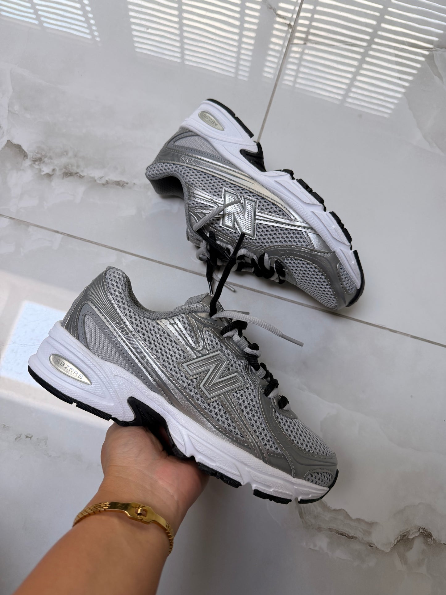 New balance 740